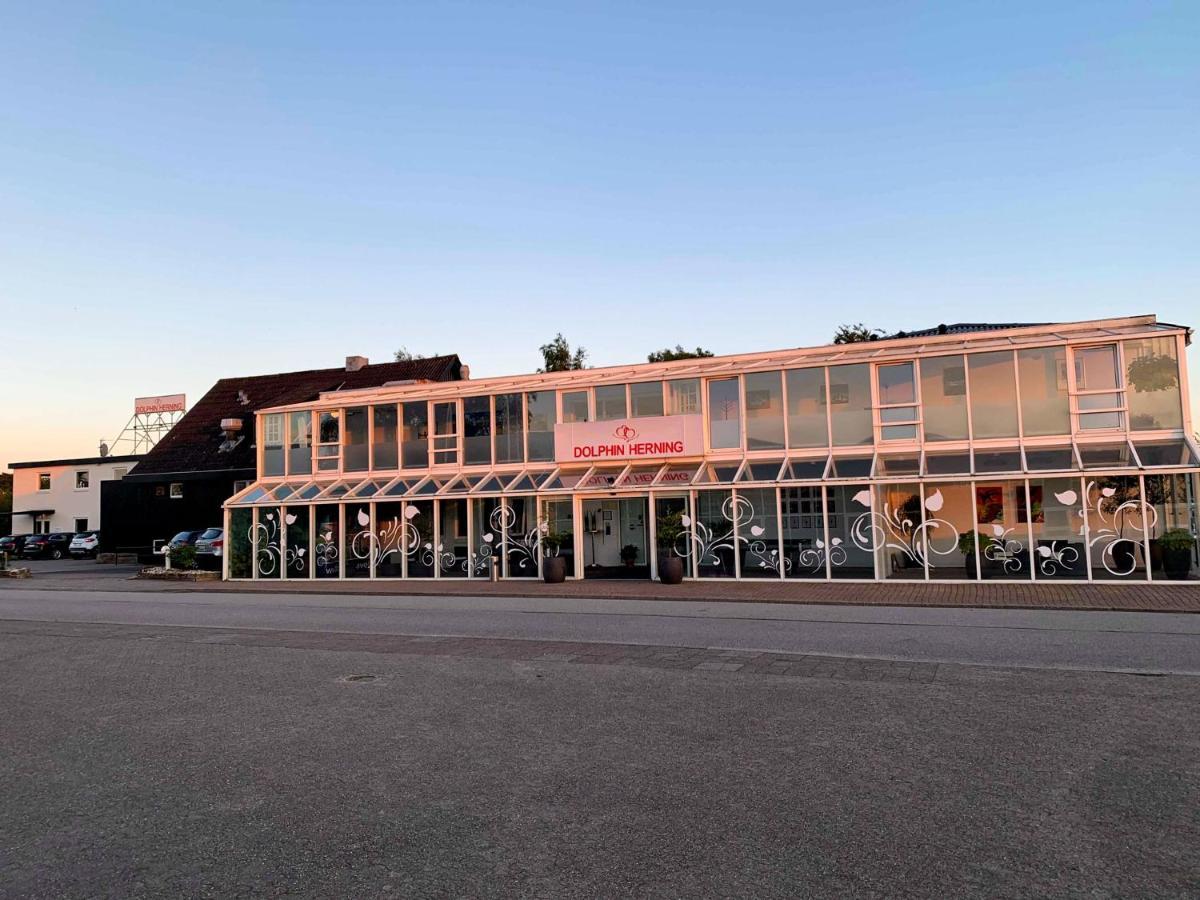 Dolphin Hotel Herning Exteriör bild